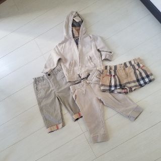 バーバリー(BURBERRY)の人気　セット　BURBERRY　バーバリー　セットアップ　スウェット　パンツ(トレーナー)