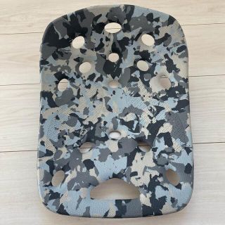 BackJoy バックジョイ ポスチャープラス ミニサイズ カモフラ(エクササイズ用品)