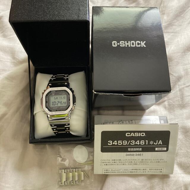 G-SHOCK(ジーショック)のCASIO G-SHOCK フルメタルGMW-B5000D-1JF シルバー メンズの時計(腕時計(デジタル))の商品写真