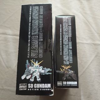 香港バンダイ製 ＳＤフルアーマーユニコーンガンダム＆バンシィノルン ２体セット