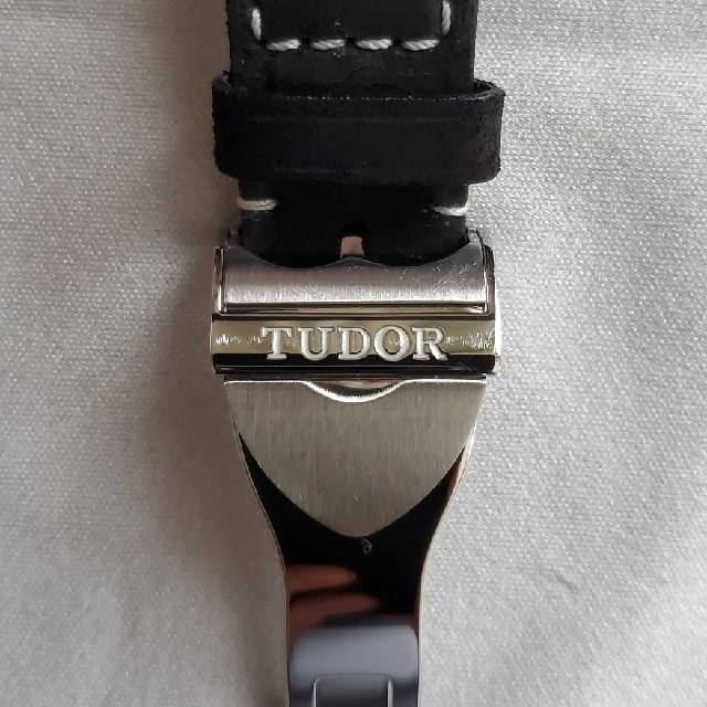 美品 純正 TUDOR 79360N ブラックベイクロノ レザーストラップ 黒