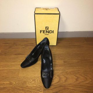 フェンディ(FENDI)のFENDI サテン黒ハイヒール(ハイヒール/パンプス)