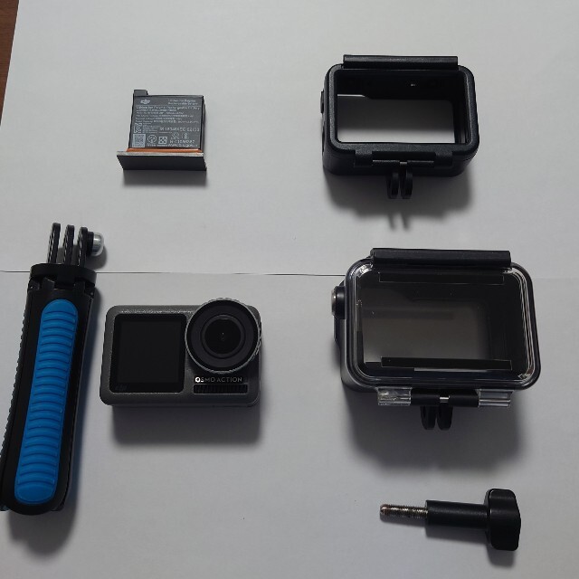 カメラDJI OSMO ACTION 予備バッテリー　水中　防水　ケース　gopro