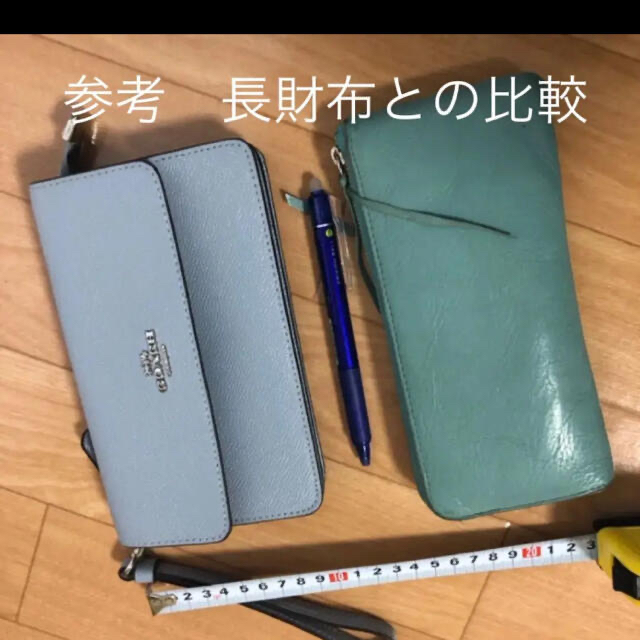 COACH(コーチ)のCOACH スマホショルダー　クラッチバッグ　 レディースのバッグ(クラッチバッグ)の商品写真