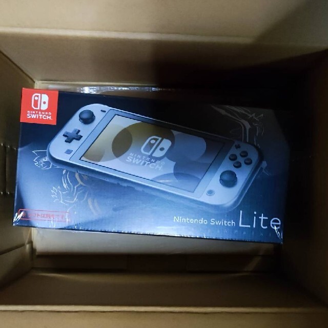 Nintendo Switch(ニンテンドースイッチ)の【新品未使用】Nintendo Switch Lite ディアルガ　パルキア エンタメ/ホビーのゲームソフト/ゲーム機本体(家庭用ゲーム機本体)の商品写真