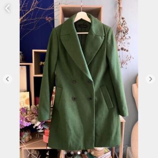 ZARA(チェスターコート ・ グリーン・カーキ/緑色系)のフリマ ZARA(チェスターコート ・ グリーン・カーキ/緑色系)のフリマ