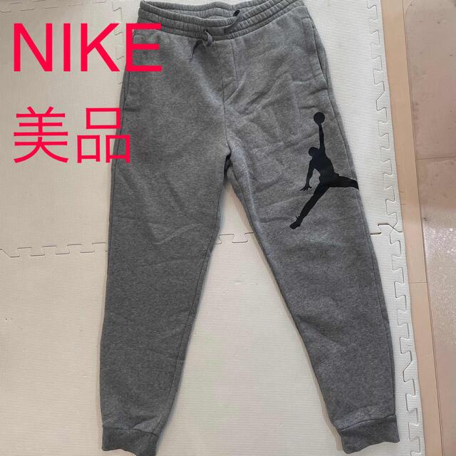 NIKE(ナイキ)のナイキ　ジャンプマン　スウェットパンツ メンズのパンツ(その他)の商品写真