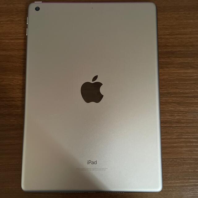 工場直送 iPad第6世代 スペースグレー WiFiモデル 128GB ケースつき
