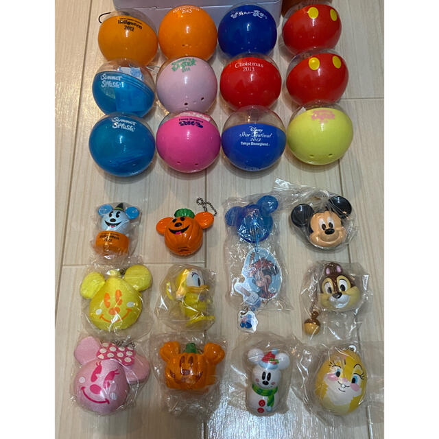 Disney ディズニーランド ガチャガチャ 11個の通販 By Chiba ディズニーならラクマ
