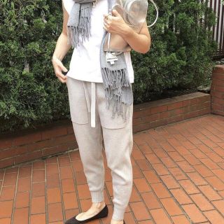 がなかなか Drawer - ドゥロワー ニットパンツ 紺 2の通販 by chiro
