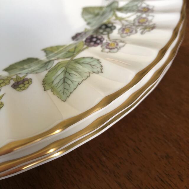 Royal Worcester(ロイヤルウースター)の【レア美品】ロイヤルウースター★ラヴィニア★ディナー皿　2枚 インテリア/住まい/日用品のキッチン/食器(食器)の商品写真