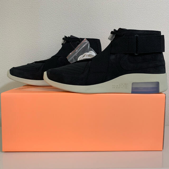 NIKE(ナイキ)のNIKE AIR FEAR OF GOD RAID 26.0cm メンズの靴/シューズ(スニーカー)の商品写真