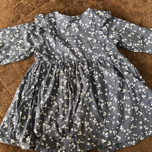 H&M(エイチアンドエム)のH&M 小花柄ワンピース キッズ/ベビー/マタニティのベビー服(~85cm)(ワンピース)の商品写真