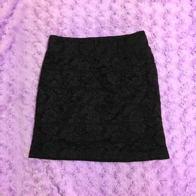 HONEYS(ハニーズ)の花柄 バラ レース バンデージ タイトスカート 黒 ブラック レディースのスカート(ミニスカート)の商品写真