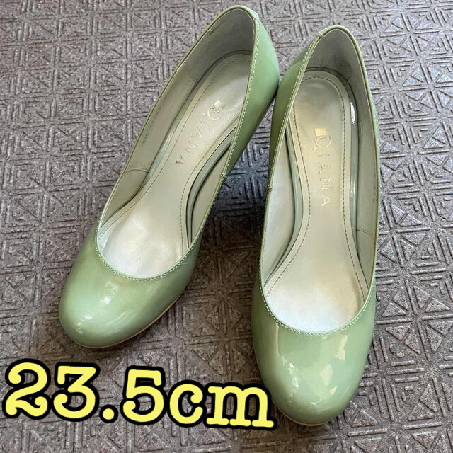 DIANA(ダイアナ)のDIANA パンプス　23.5cm レディースの靴/シューズ(ハイヒール/パンプス)の商品写真