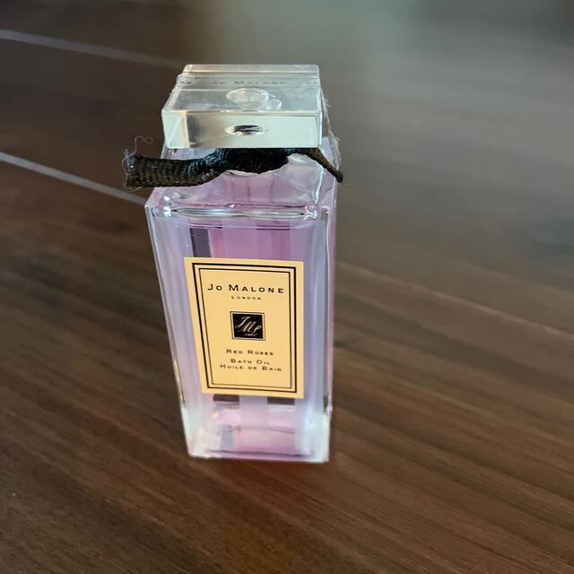 Jo Malone(ジョーマローン)のジョーマローン　レッドローズ　バスオイル コスメ/美容のボディケア(入浴剤/バスソルト)の商品写真