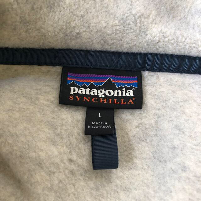 patagonia(パタゴニア)のパタゴニア　シンチラスナップt 20aw オートミール　フリースジャケット スポーツ/アウトドアのスポーツ/アウトドア その他(その他)の商品写真