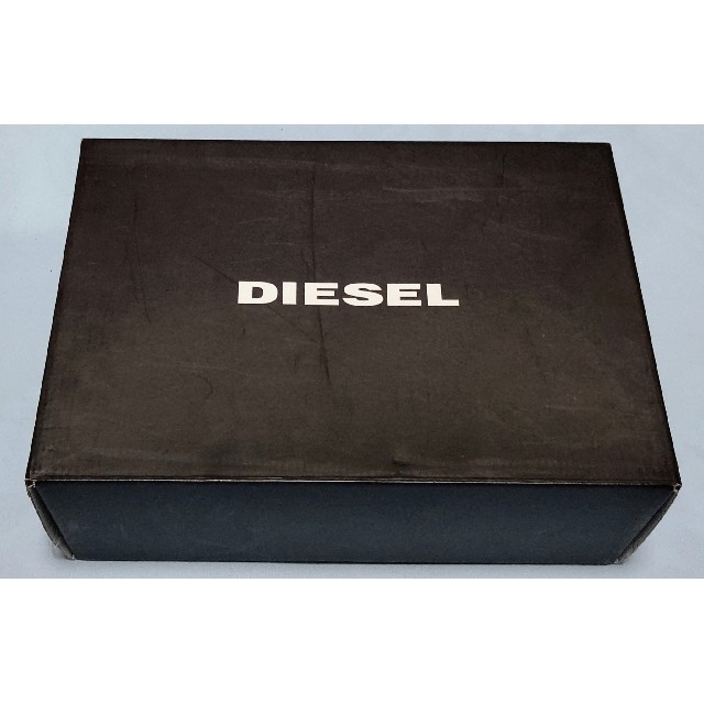 DIESEL(ディーゼル)の新品未使用品 DIESELレディーススニーカー スケルトンソール 大きいサイズ レディースの靴/シューズ(スニーカー)の商品写真