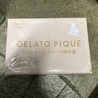 ジェラートピケ(gelato pique)のsweet 10月号　付録　GELATO PIQUE ネコチャーム&ハート柄巾着(ポーチ)