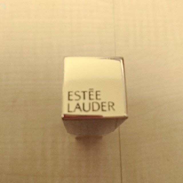 Estee Lauder(エスティローダー)のエスティローダー リップボリューマイザー コスメ/美容のスキンケア/基礎化粧品(リップケア/リップクリーム)の商品写真