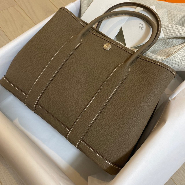 Hermes(エルメス)のエルメス HERMES ガーデンパーティーTPM エトゥープ 新品　11月購入  レディースのバッグ(ハンドバッグ)の商品写真