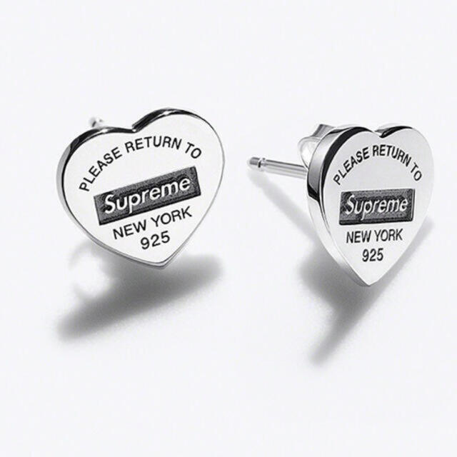 Supreme - supreme Tiffany Heart Tag Stud Earringsの通販 by shop ...