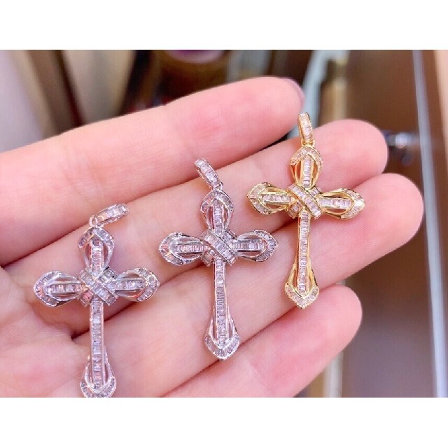 数量限定】 天然ダイヤモンドクロスペンダントトップ0.5ct k18