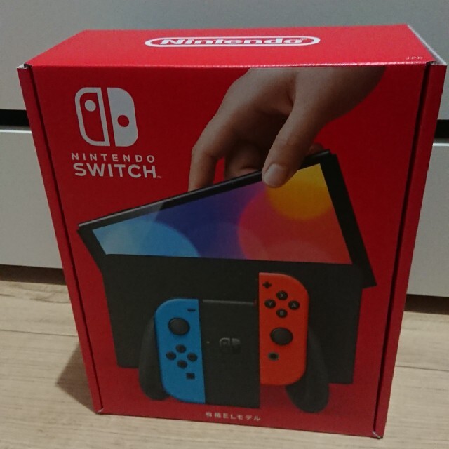 エンタメ/ホビーNintendo Switch 有機ELモデル ネオンブルー　ネオンレッド