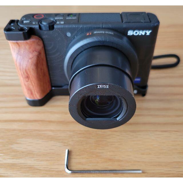 SONY(ソニー)の【超美品】【smallrigハンドグリップおまけ】SONY/ソニー ZV-1  スマホ/家電/カメラのカメラ(コンパクトデジタルカメラ)の商品写真