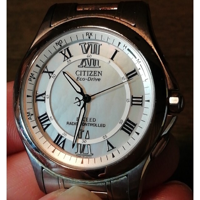 CITIZEN(シチズン)のE51　超美品　シチズン・エクシード　電波・ソーラー時計　シェル文字盤 メンズの時計(腕時計(アナログ))の商品写真