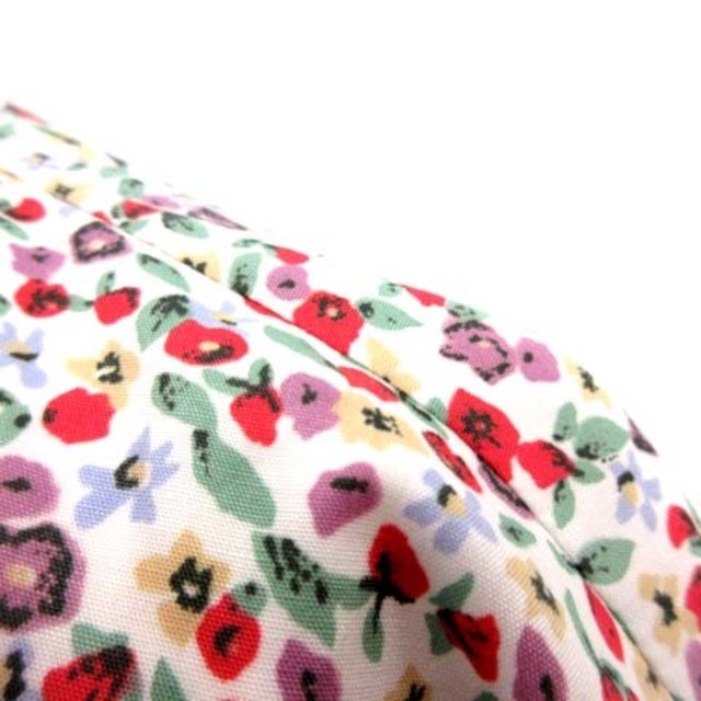 MACKINTOSH PHILOSOPHY(マッキントッシュフィロソフィー)のマッキントッシュフィロソフィー ブラウス 半袖 花柄 38 M マルチカラー レディースのトップス(シャツ/ブラウス(半袖/袖なし))の商品写真