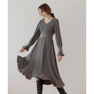 リエンダ(rienda)のMIELI INVARIANT  Verona Pleat Dress(ロングワンピース/マキシワンピース)
