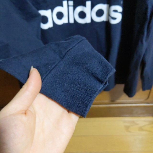 adidas(アディダス)のadidas　ロンＴ レディースのトップス(Tシャツ(長袖/七分))の商品写真