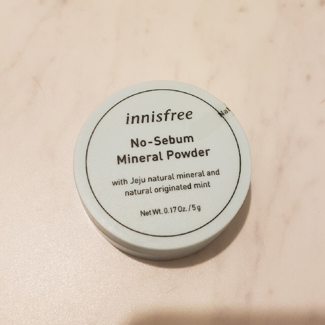 innisfree パウダー コスメ/美容のベースメイク/化粧品(フェイスパウダー)の商品写真