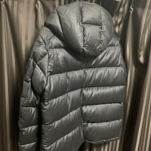 MONCLER(モンクレール)のMONCLER モンジュネーブル'正規 美品 メンズのジャケット/アウター(ダウンジャケット)の商品写真