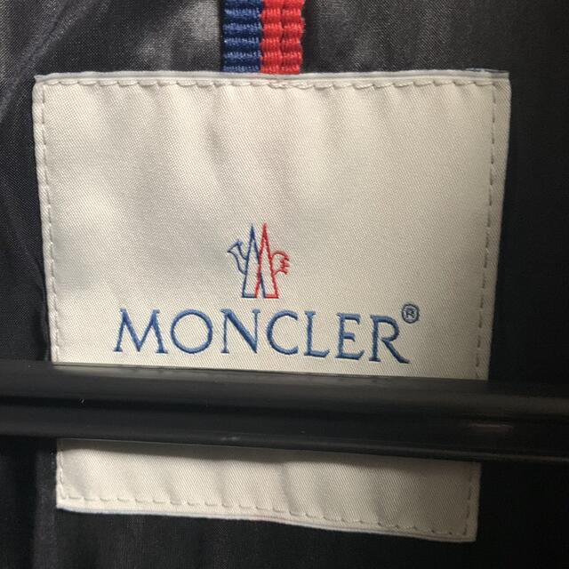 MONCLER(モンクレール)のMONCLER モンジュネーブル'正規 美品 メンズのジャケット/アウター(ダウンジャケット)の商品写真