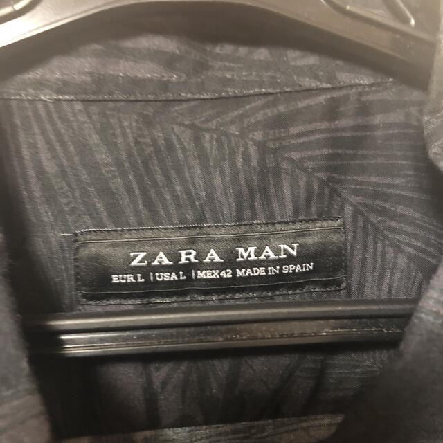 ZARA(ザラ)のZARA 半袖シャツ　ブラック　アロハ模様 メンズのトップス(シャツ)の商品写真