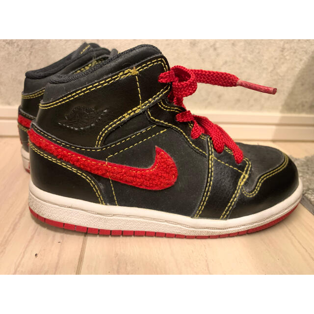 NIKE ナイキ  ジョーダン1 MID ベビー　キッズ　15cm 黒赤