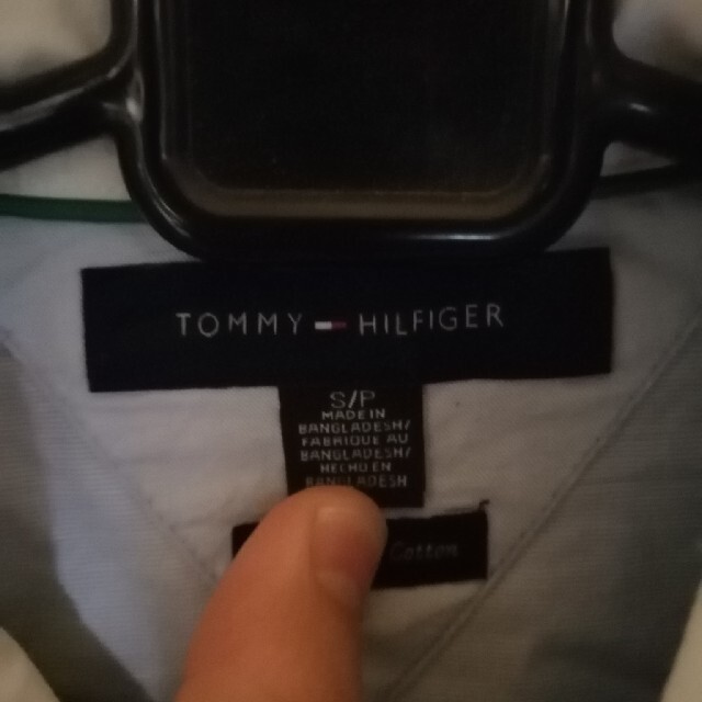 TOMMY HILFIGER(トミーヒルフィガー)のTOMMY HILFIGER ストライプシャツ メンズのトップス(シャツ)の商品写真