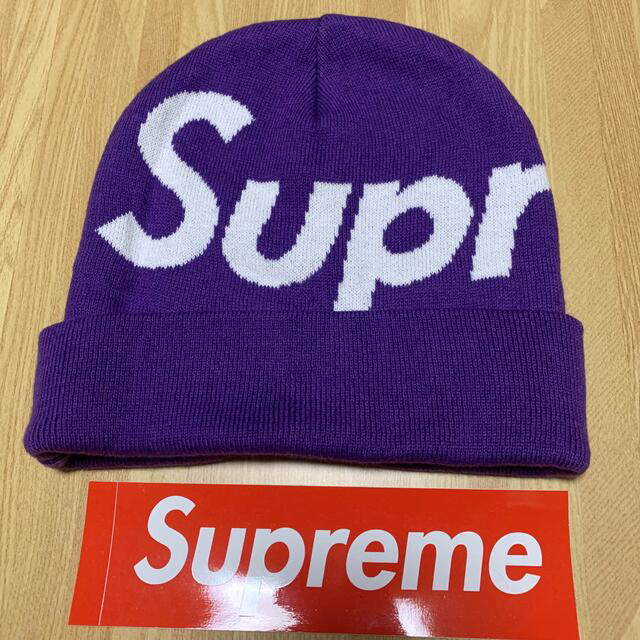 Supreme(シュプリーム)のSupreme Big Logo Beanie ビッグロゴ ビーニー　美品 メンズの帽子(ニット帽/ビーニー)の商品写真