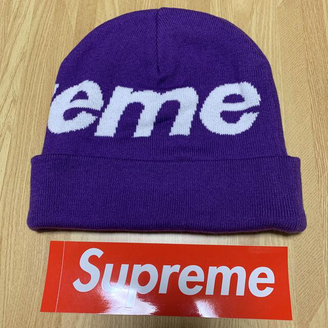 Supreme(シュプリーム)のSupreme Big Logo Beanie ビッグロゴ ビーニー　美品 メンズの帽子(ニット帽/ビーニー)の商品写真