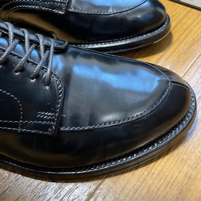 Alden(オールデン)のAlden オールデン コードバン Vチップ 54331 7D メンズの靴/シューズ(ドレス/ビジネス)の商品写真