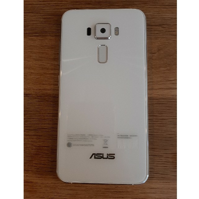 ASUS Zenfone3 ZE520KL  32GB 白 SIMフリー 2