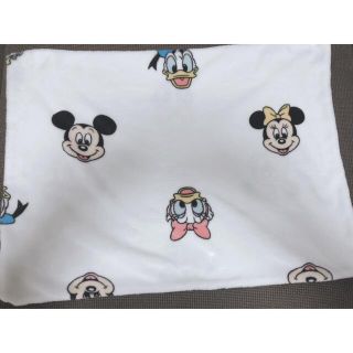 しまむら ディズニー 枕カバー お値下げ中の通販 By 0 0 S Shop シマムラならラクマ