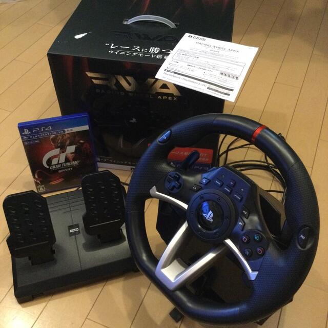 PlayStation4(プレイステーション4)のハンコン　HORI Racing Wheel Apex エンタメ/ホビーのゲームソフト/ゲーム機本体(家庭用ゲーム機本体)の商品写真