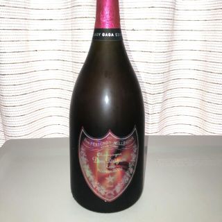 ドンペリニヨン(Dom Pérignon)の限定品　レディガガコラボ　ドンペリ　（ドン・ペリニヨン）ロゼ　2006(シャンパン/スパークリングワイン)