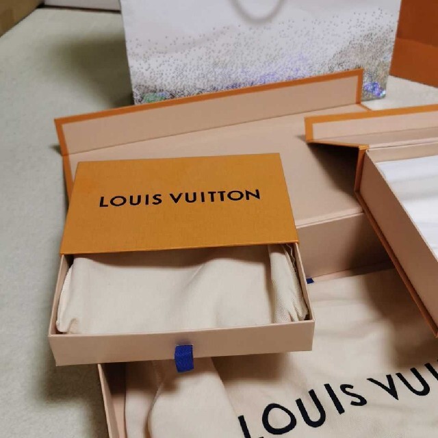 Louis Vuitton　ルイヴィトン 紙袋 ショップ袋　海外　限定　レア 9