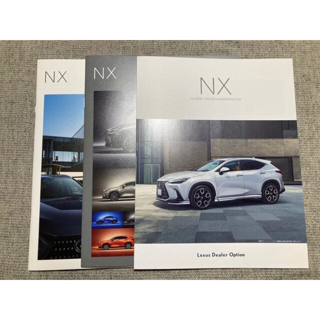 LEXUS レクサス　新型　NX 最新カタログ　 自動車/バイクの自動車(カタログ/マニュアル)の商品写真