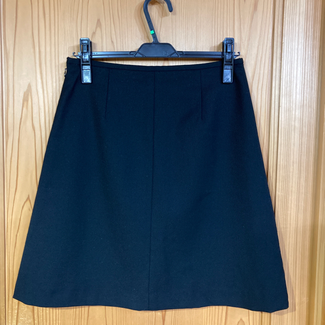 SLOBE IENA(スローブイエナ)のSLOBE IENAスローブイエナ　台形スカート  ウール　リボン　ブラック レディースのスカート(ひざ丈スカート)の商品写真