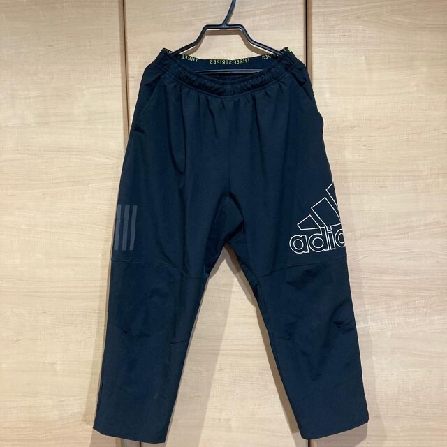 adidas(アディダス)のアディダス　ズボン　160cm キッズ/ベビー/マタニティのキッズ服男の子用(90cm~)(パンツ/スパッツ)の商品写真